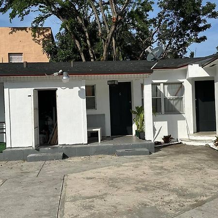 Villa Clara Suite - Little Havana Miami Exteriör bild