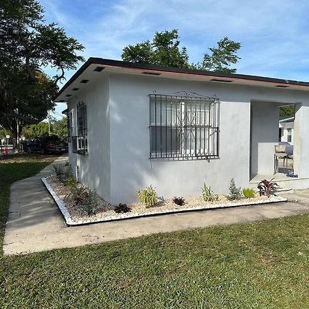 Villa Clara Suite - Little Havana Miami Exteriör bild