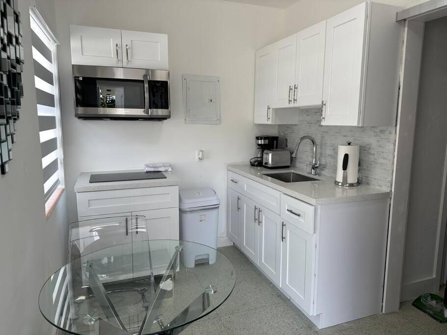 Villa Clara Suite - Little Havana Miami Exteriör bild
