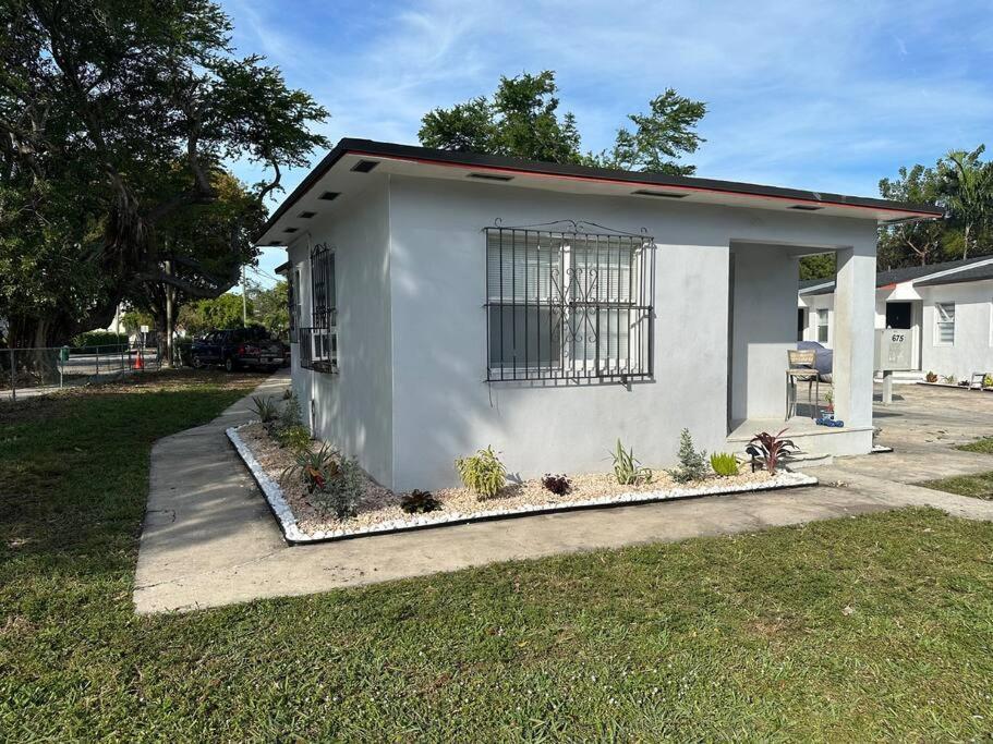 Villa Clara Suite - Little Havana Miami Exteriör bild